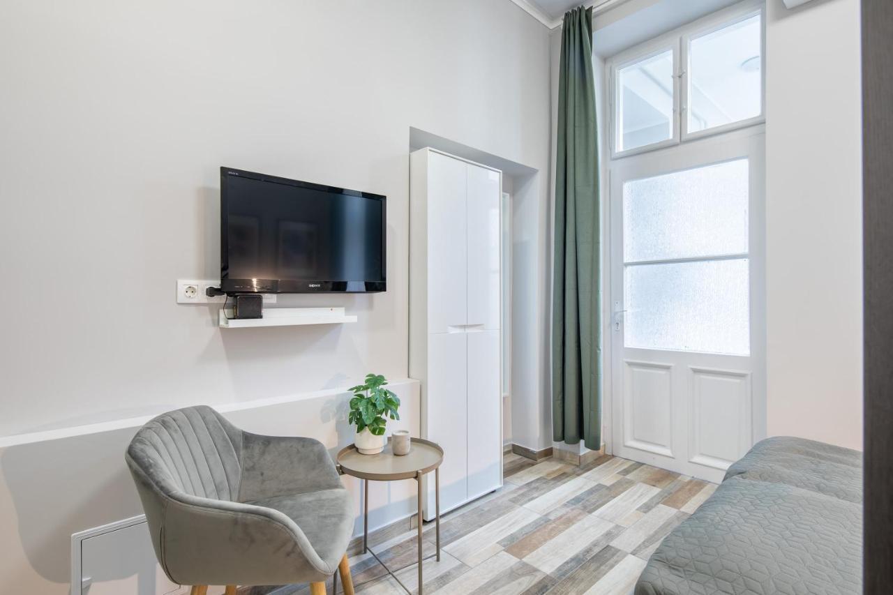 Central New Cozy Budapest Exterior foto